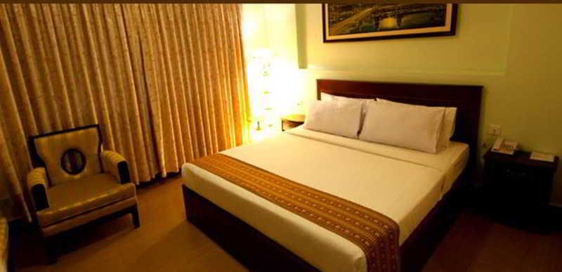 Hotel Luxury World Phnom Penh Eksteriør billede