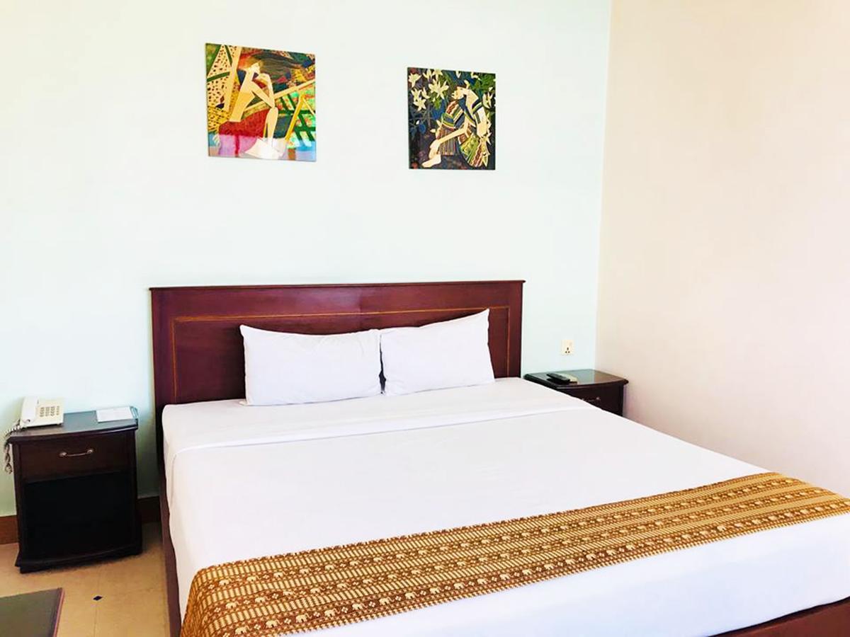 Hotel Luxury World Phnom Penh Eksteriør billede