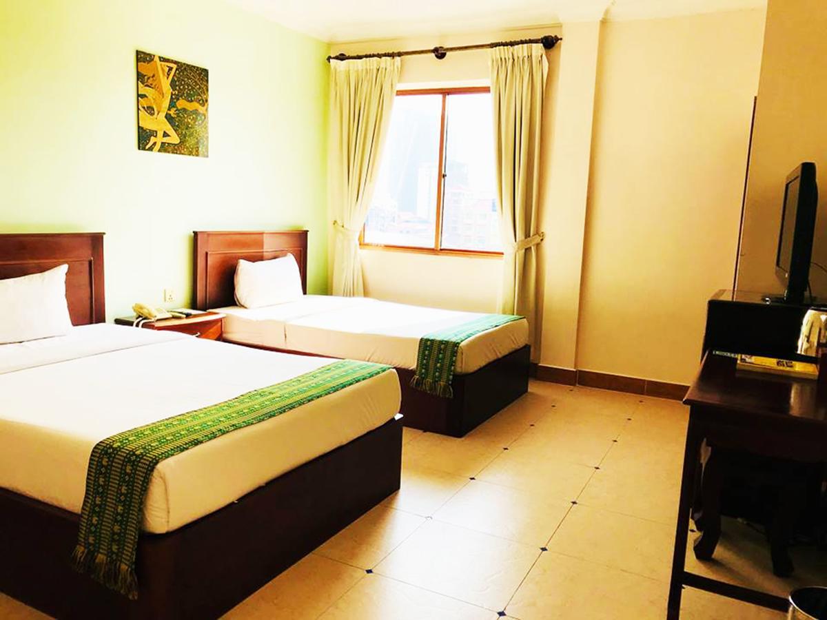 Hotel Luxury World Phnom Penh Eksteriør billede