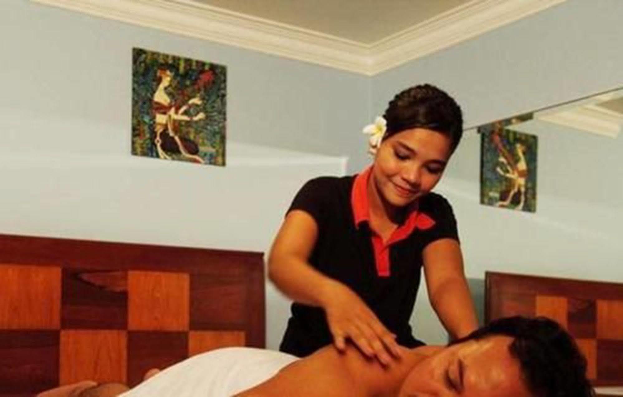 Hotel Luxury World Phnom Penh Eksteriør billede
