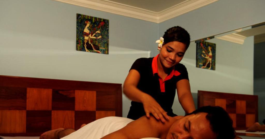 Hotel Luxury World Phnom Penh Eksteriør billede